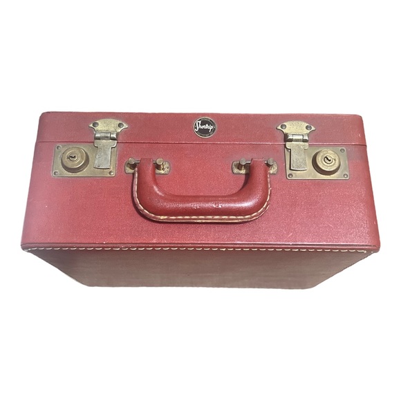 Sold/Shortrip 1940’s Vintage Burgandy Leather Makeup Train Case with Accessories - Picture 8 of 9